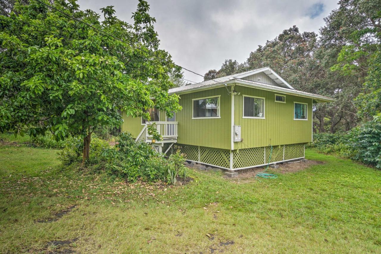 Peaceful Abode With Deck, 13 Mi To Black Sand Beach! Naalehu Eksteriør bilde