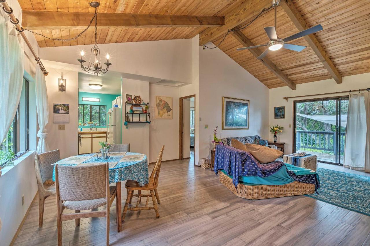 Peaceful Abode With Deck, 13 Mi To Black Sand Beach! Naalehu Eksteriør bilde