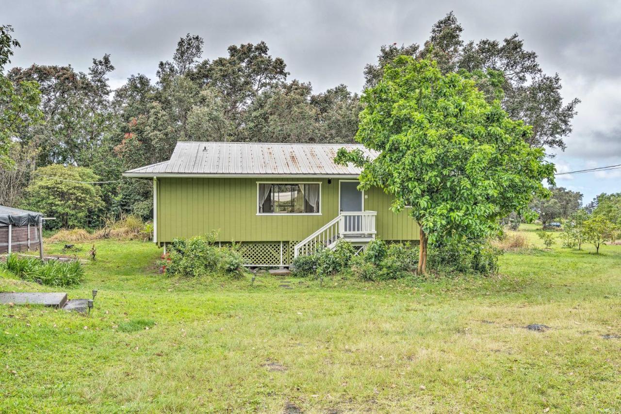 Peaceful Abode With Deck, 13 Mi To Black Sand Beach! Naalehu Eksteriør bilde